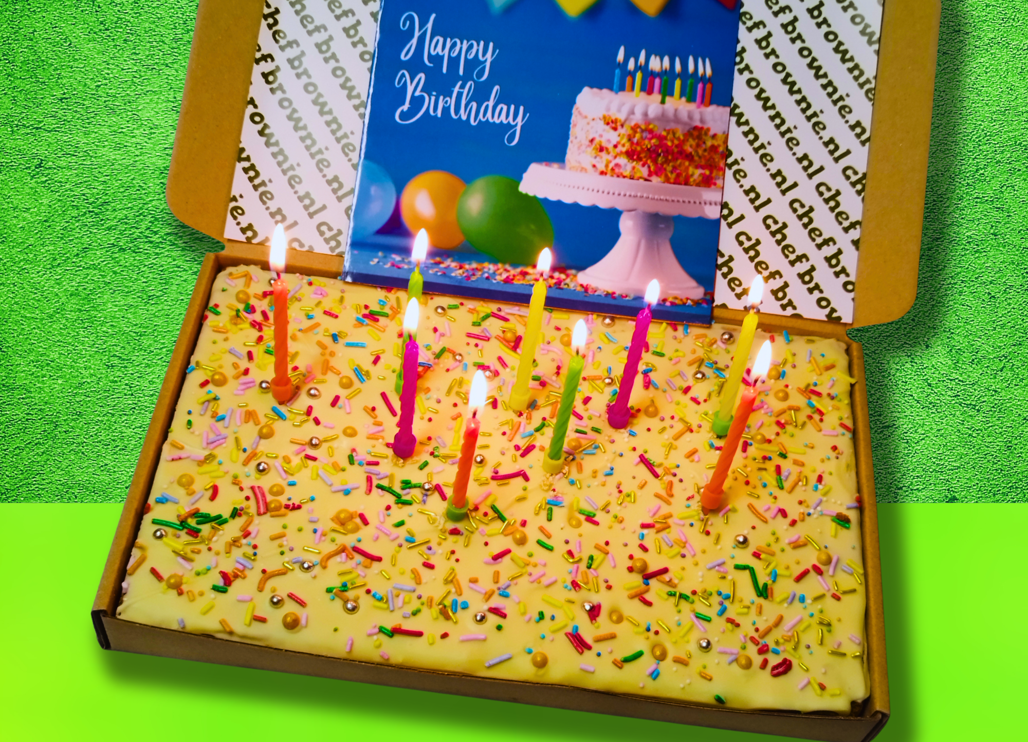 Brownie taart met kaarsjes cadeau verjaardag